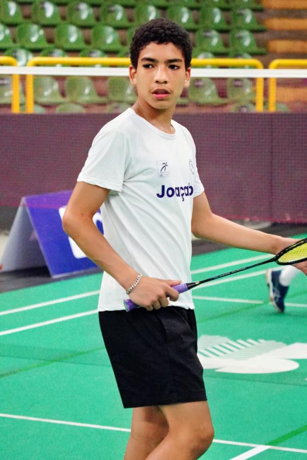 Joaçaba conquista classificação histórica de seis atletas para o Pan-Americano Júnior de Badminton 2026