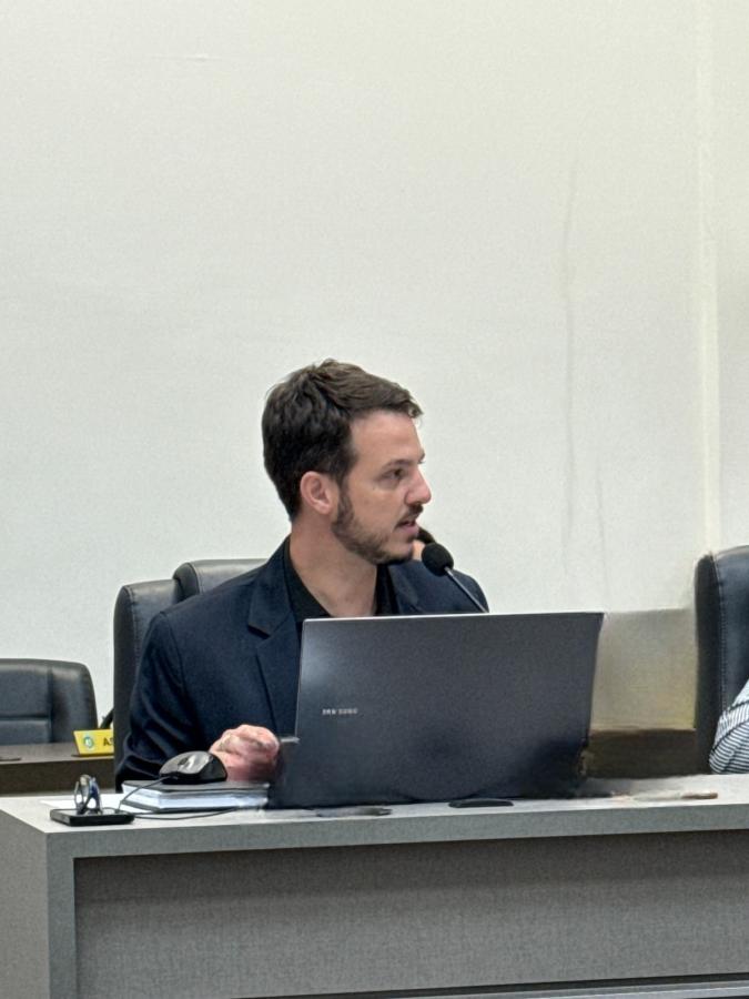 Leandro Sarto volta a solicitar revitalização de vias próximas a CEI Tempo de Aprender