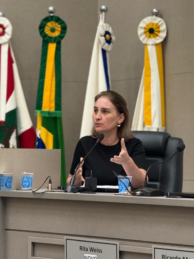 Rita sugere regulamentação da função de condutor de ambulância